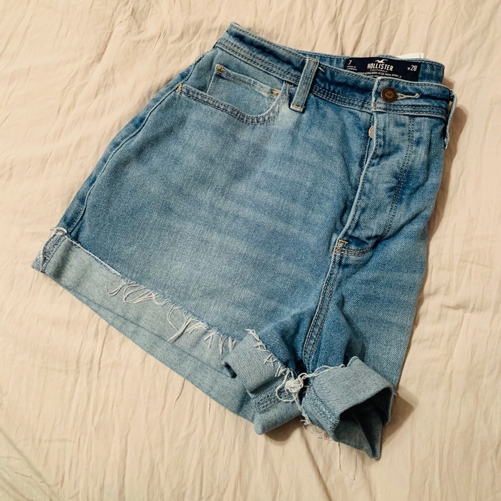Holister High Waisted Shorts Curvy sz 7